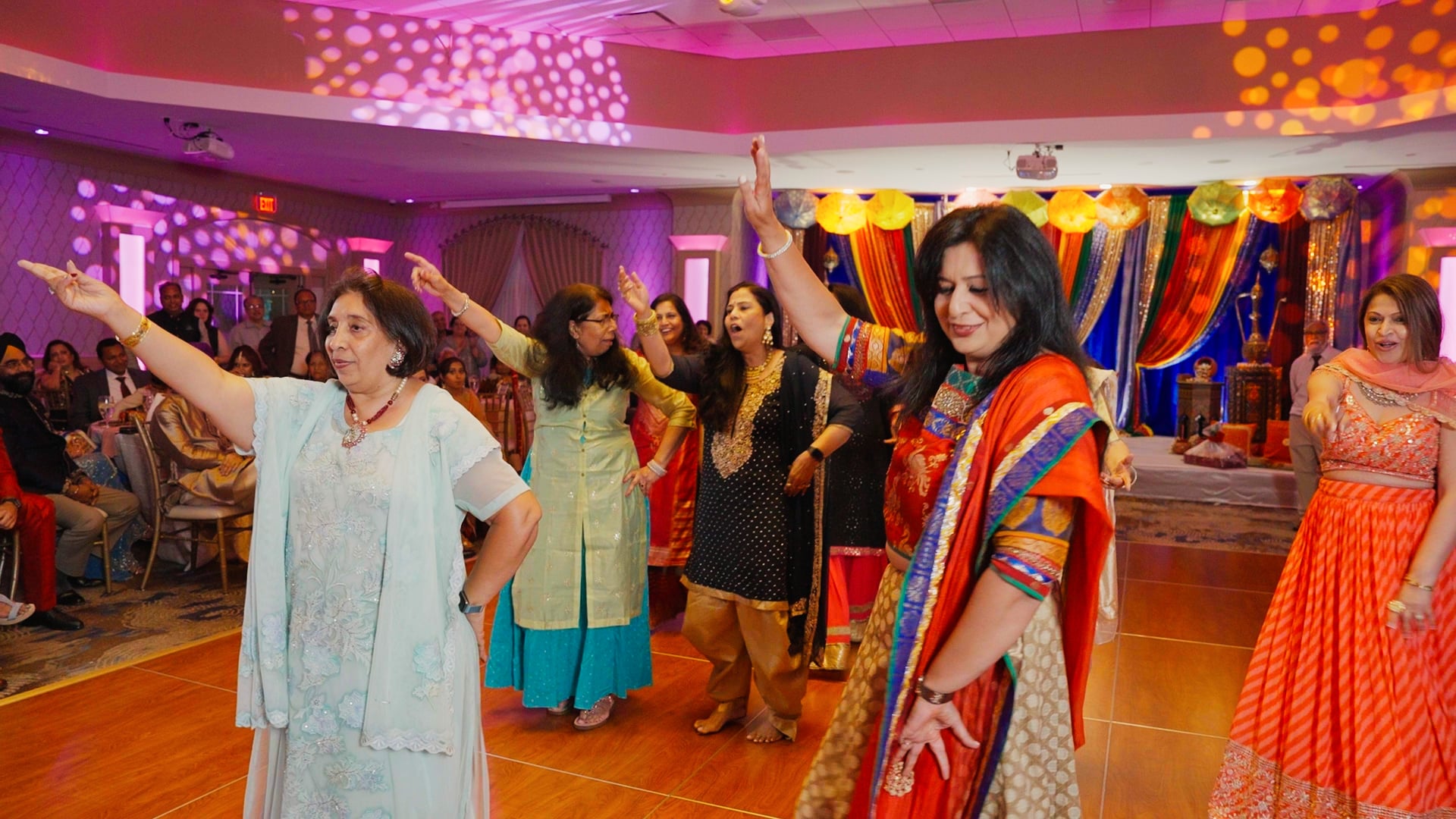 GSSA Bridgewater Gurudwara Basking Ridge NJ Hindu Wedding | Vani & Mohit | Sangeet Bride Mom & Friends Dance