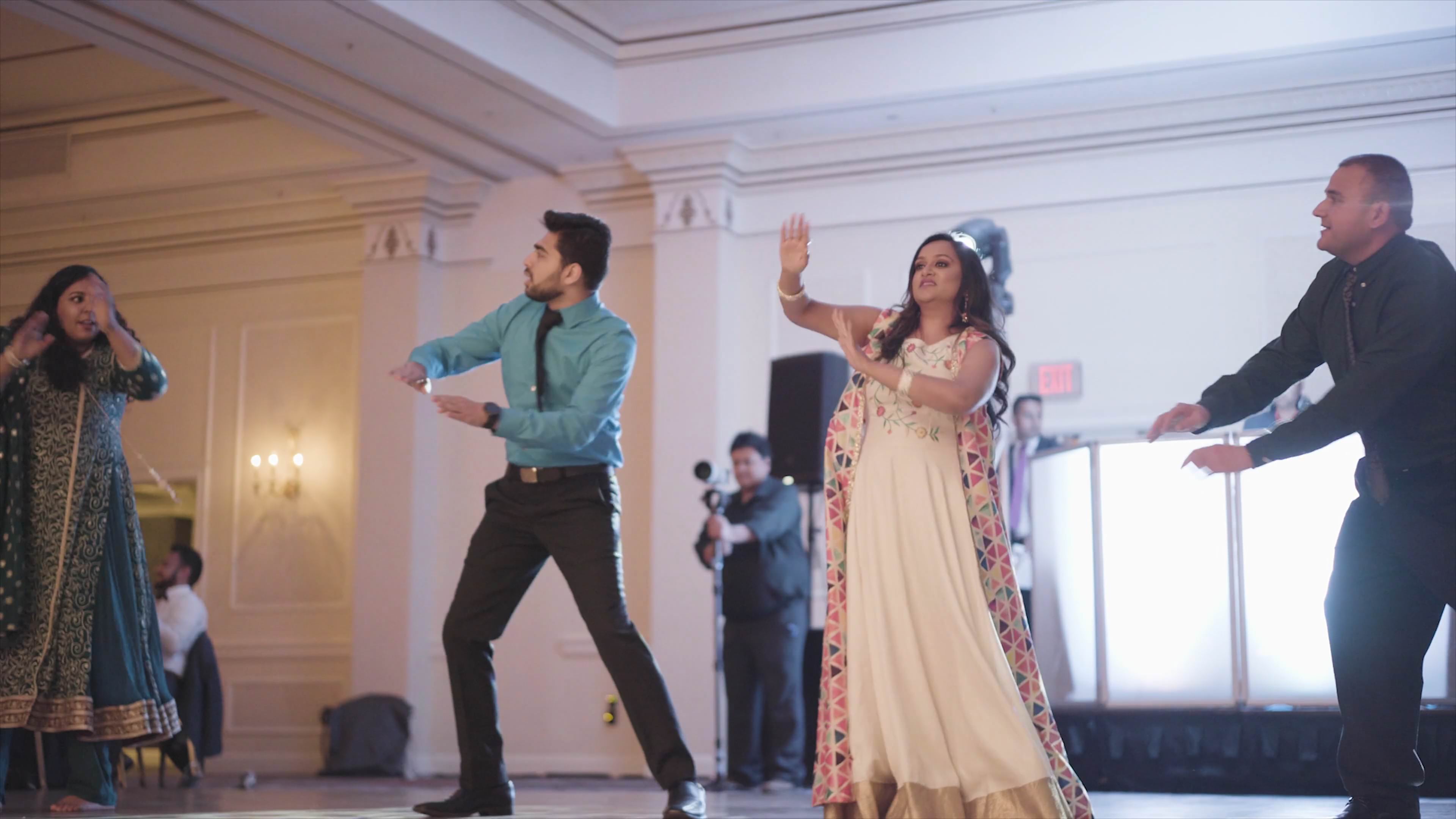 Hilton Pearl River Wedding | Neha & Ankur | Friend & Family Routine