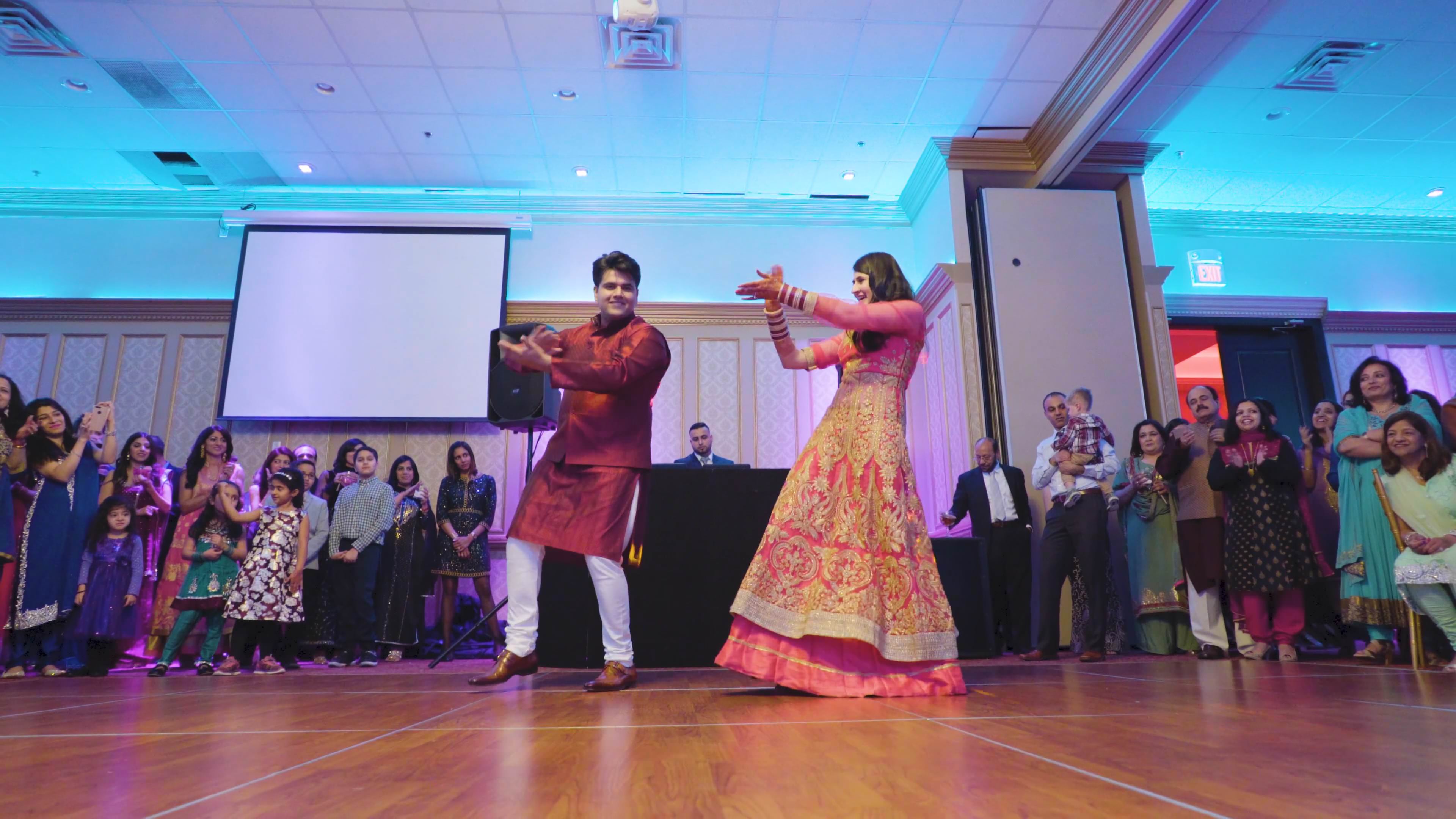 Deewan Banquet Piscataway NJ Wedding | Shweta & Naman | Shweta and Naman Dance