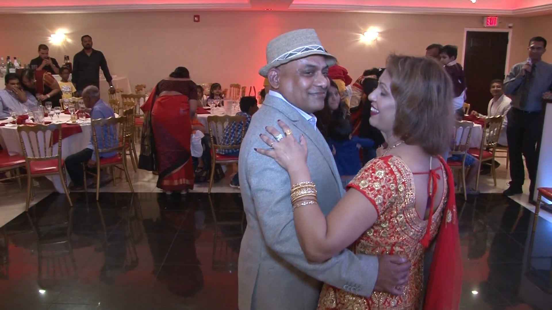 Deewan Banquet Piscataway NJ Reception | Sunita & Pravin | First Dance