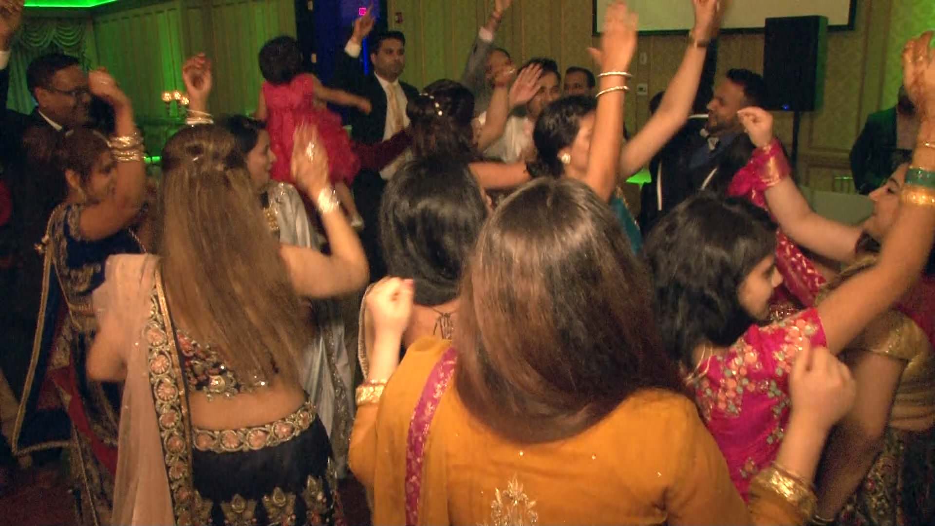 Deewan Banquet Piscataway NJ Hindu Wedding | Aanchal & Vijay | Reception Dance Party