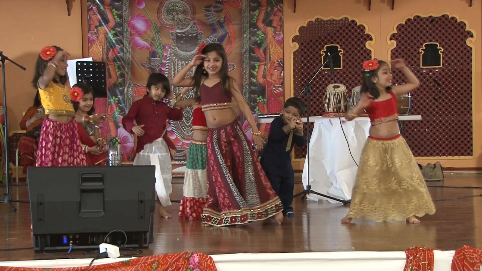 Vraj Temple Schuylkill Haven Pa Anniversary | Saroj & Krishnakant | Children Dance