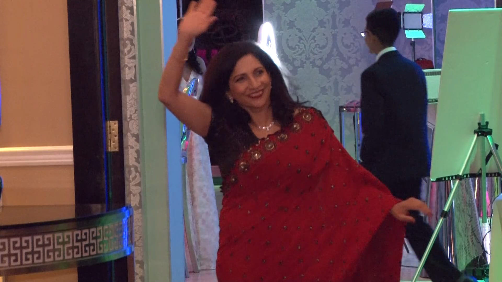 Deewan Banquet Piscataway NJ Sweet 16 | Neha Sweet 16 | Family Entrance