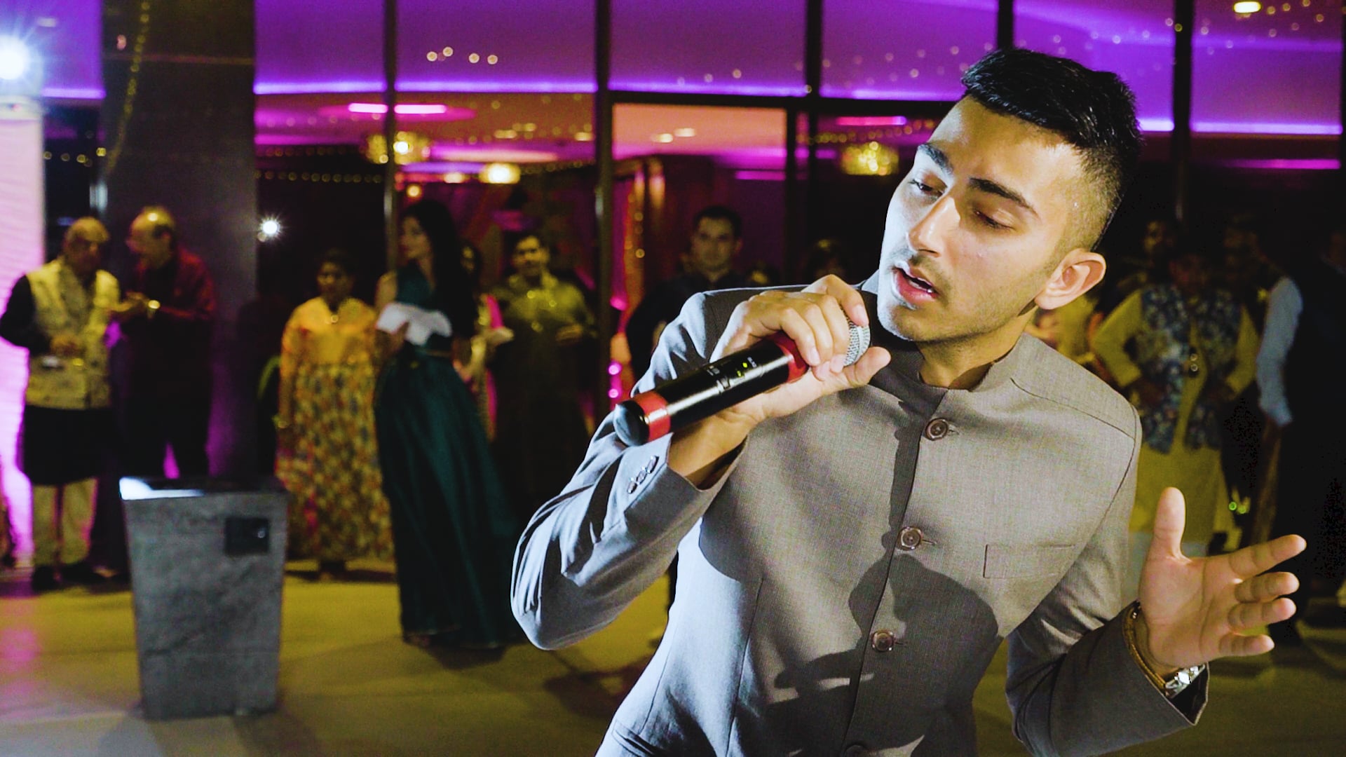 Regions Tower Indianapolis IN Hindu Wedding | Raina & Pawan | Krishan Sangeet Singing